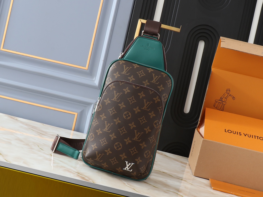 LV bag 23